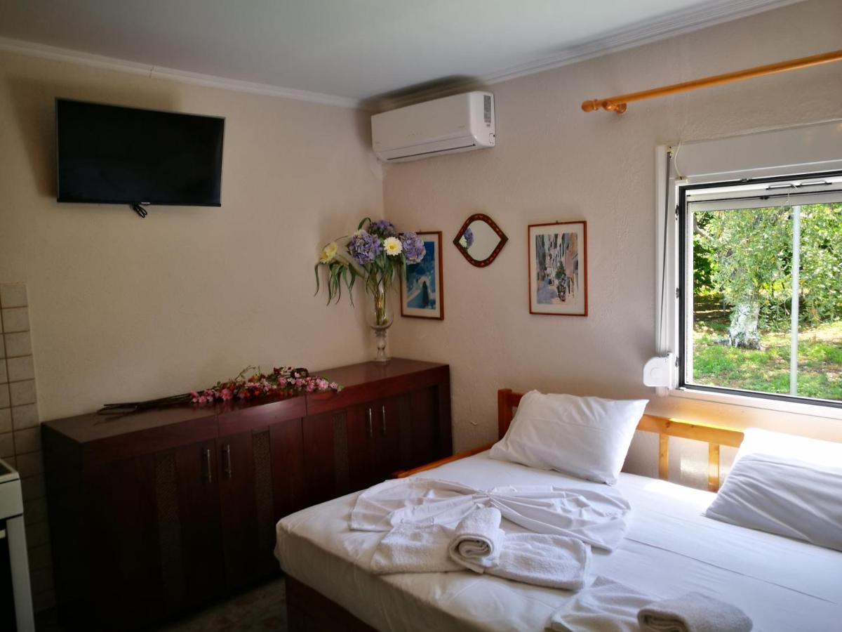 Cristi Apartments Skala Rachoni  المظهر الخارجي الصورة